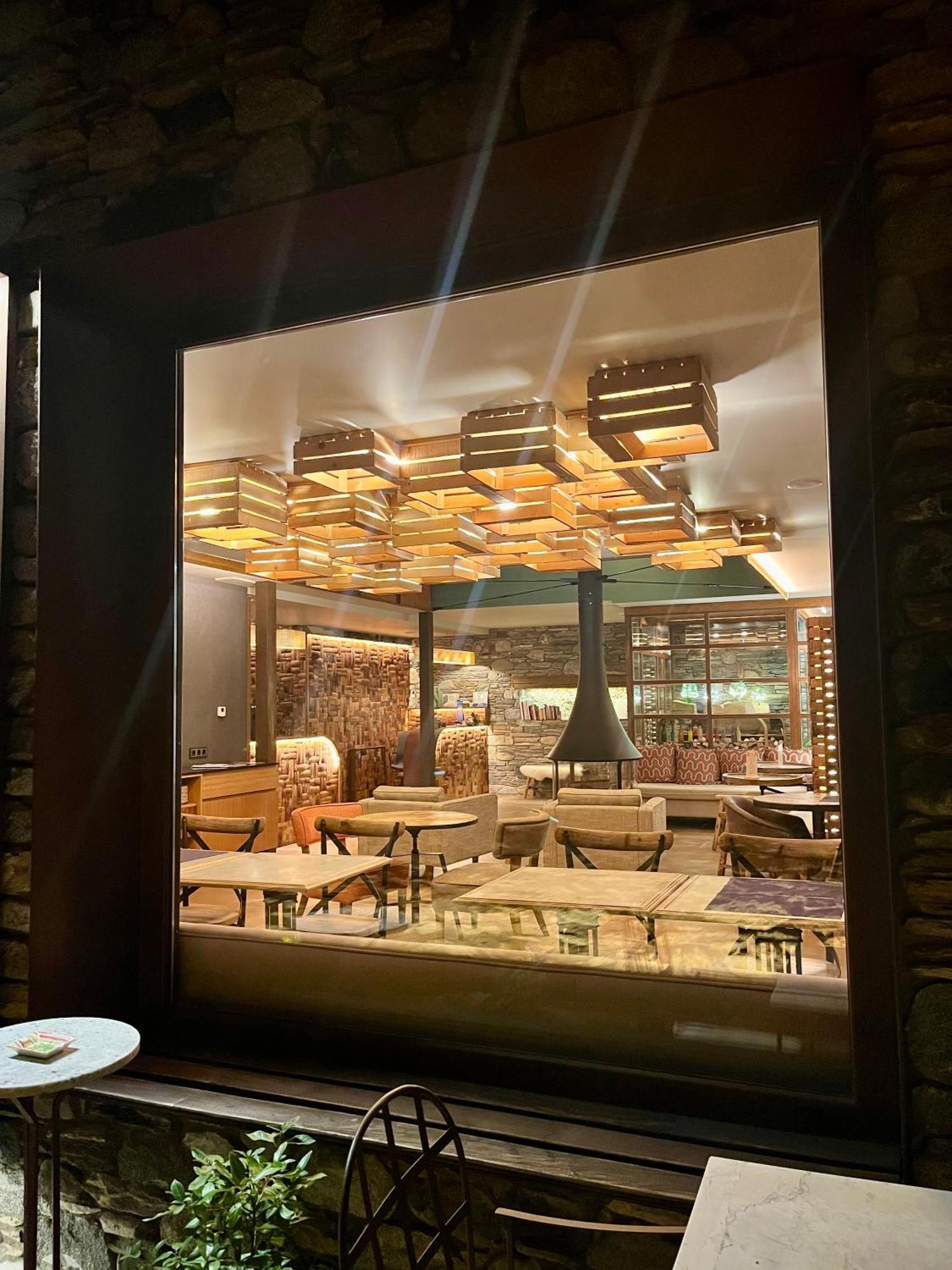 Hotel Boutique La Neu Бенаск Екстериор снимка