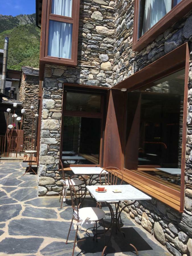 Hotel Boutique La Neu Бенаск Екстериор снимка